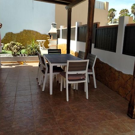 Villa Athenea Caleta De Fuste Exterior photo