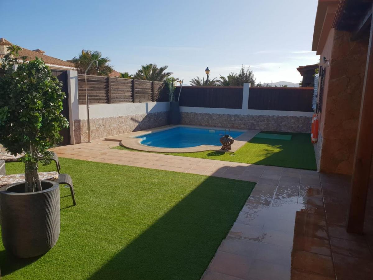 Villa Athenea Caleta De Fuste Exterior photo